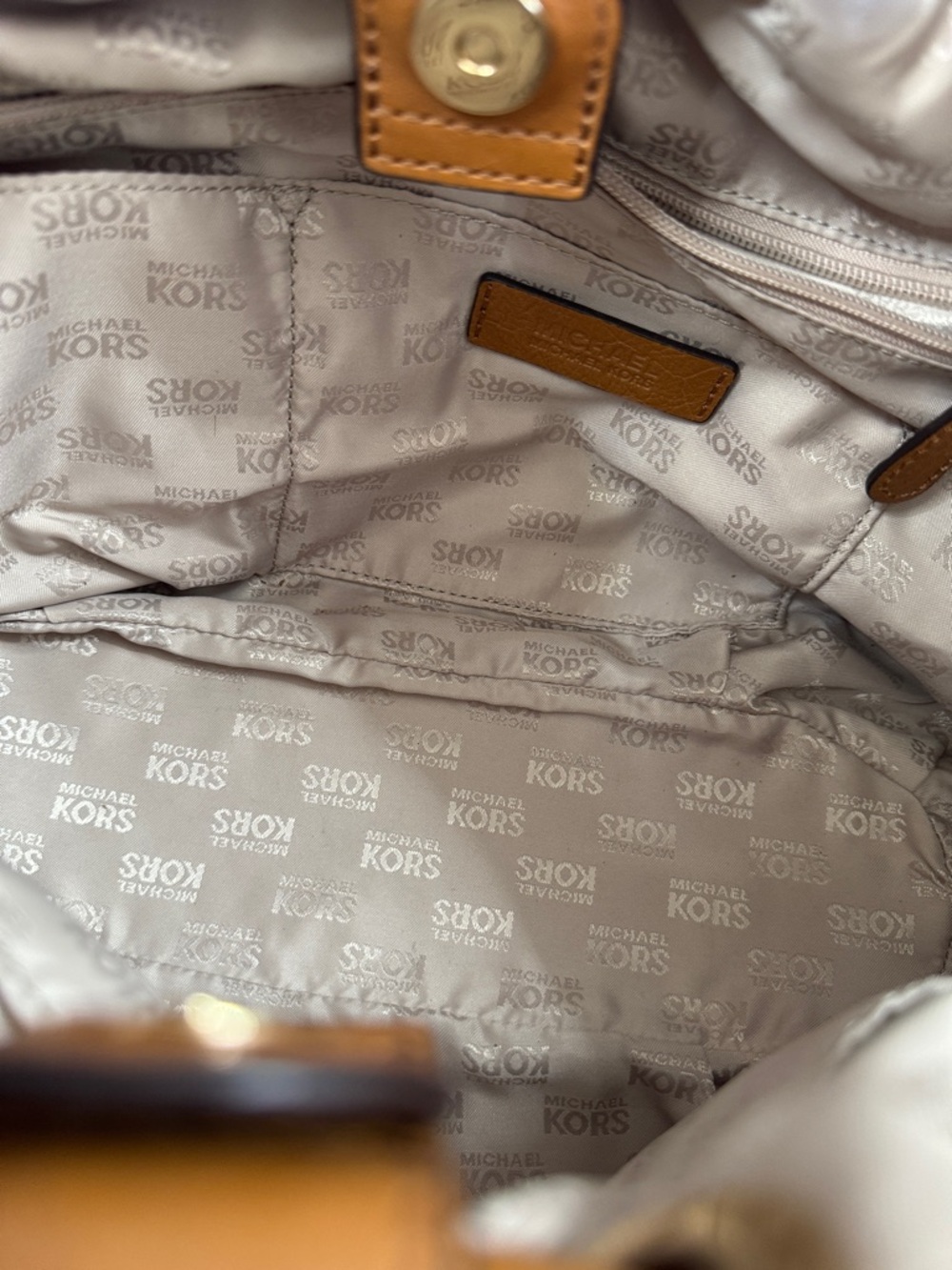 Michael Kors Beige MK Monogram Round handle Tote EUC - Picture 15 of 16